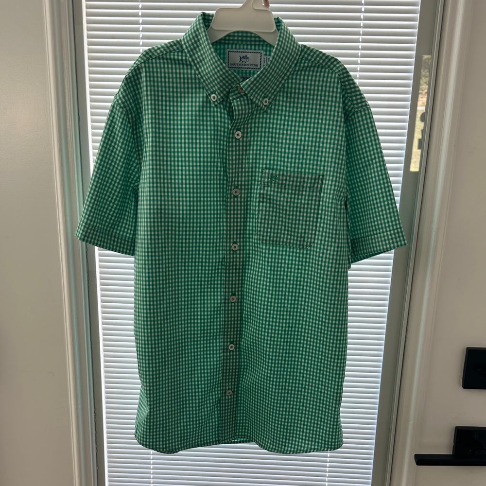 Southern Tide Green Gingham Kids Button Down Shirt‎